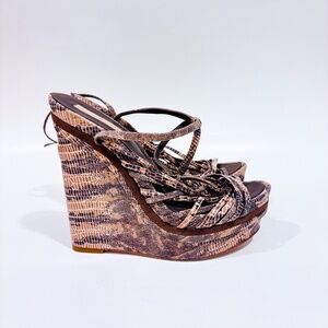 BCBG MAXAZRIA Crocodile wedge sandals‎